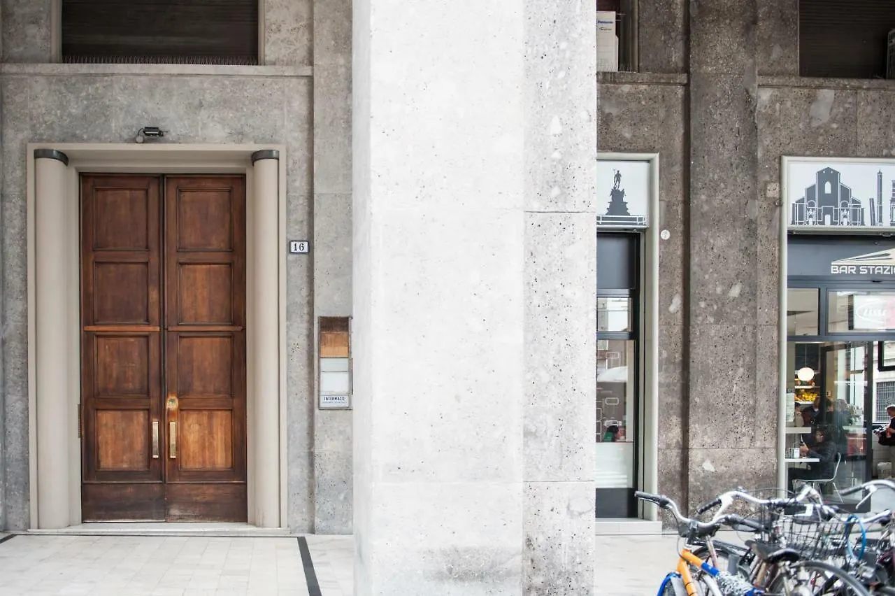 Amendola16 Bed & Breakfast Bologna 2*,  Italy